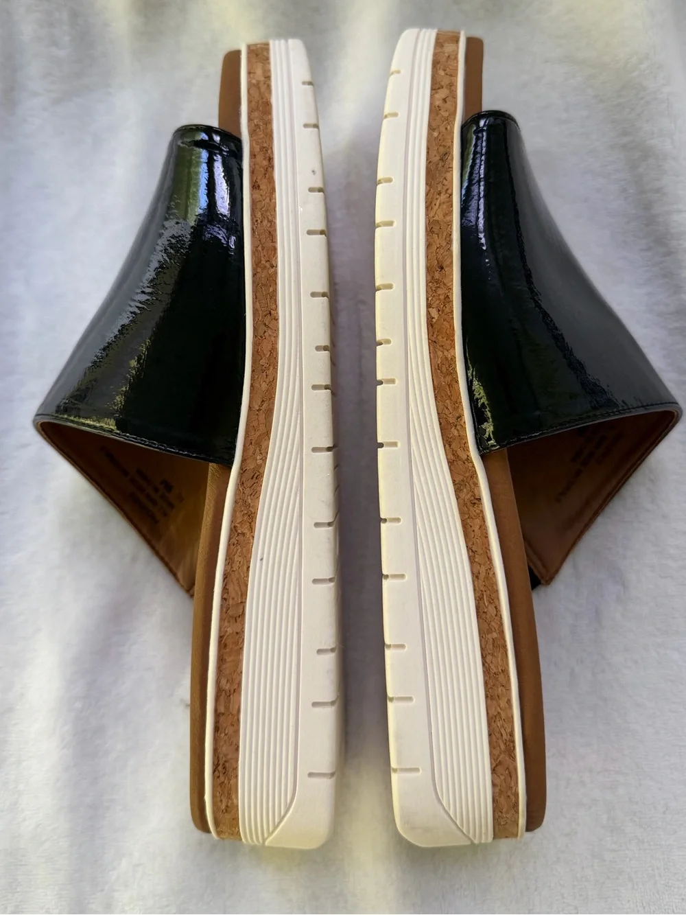 ADRIENNE VITTADINI Sport Provence Sandals Faux Black Patent Leather Size 9